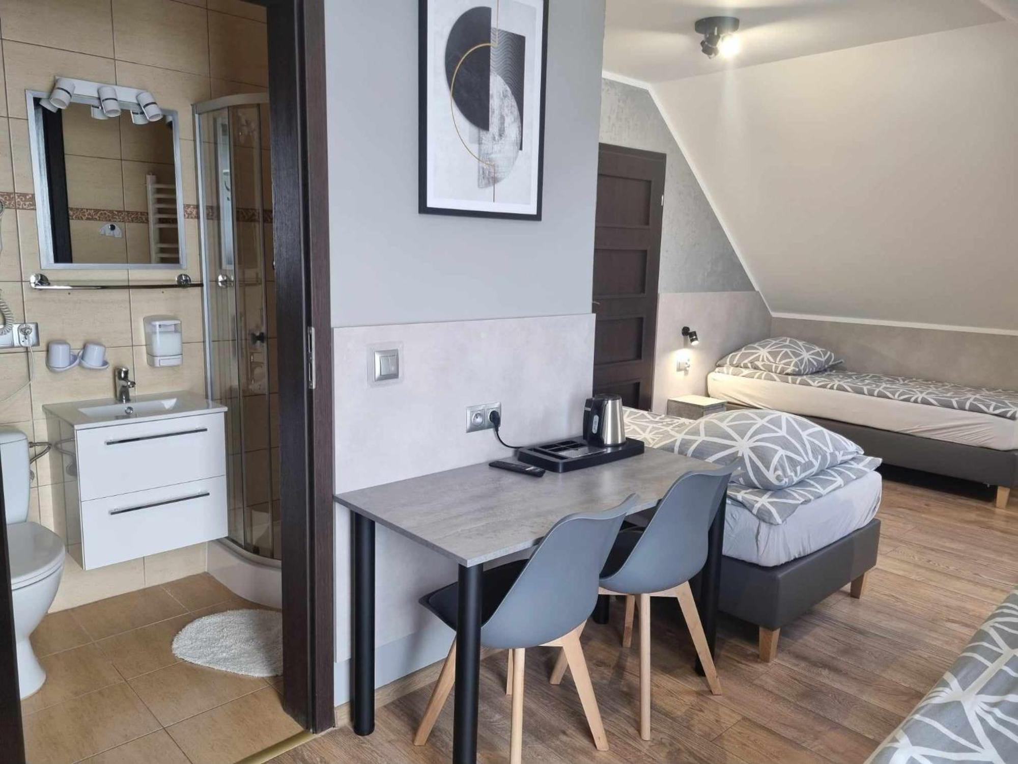 Przystan Apartment Rozalin  Ngoại thất bức ảnh